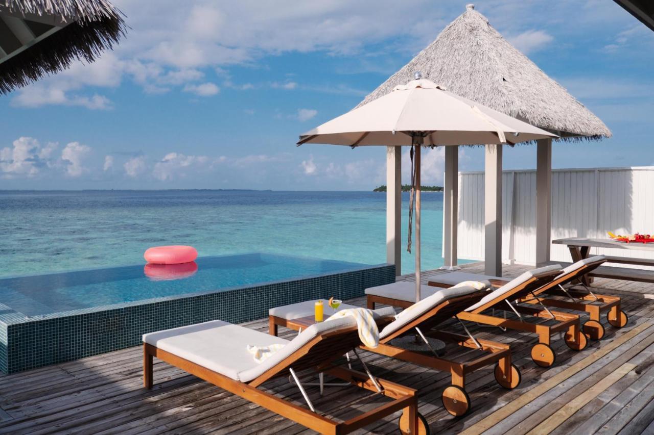 The Standard, Huruvalhi Maldives (Adults Only) Meedhoo  Exteriör bild The pool at the Taj Exotica